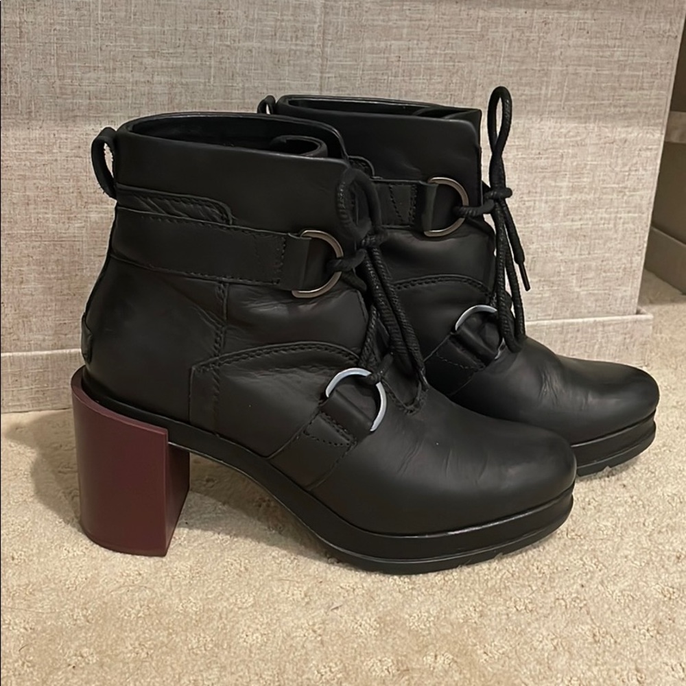 Sorel Margo Waterproof Leather Heel Lace Boot